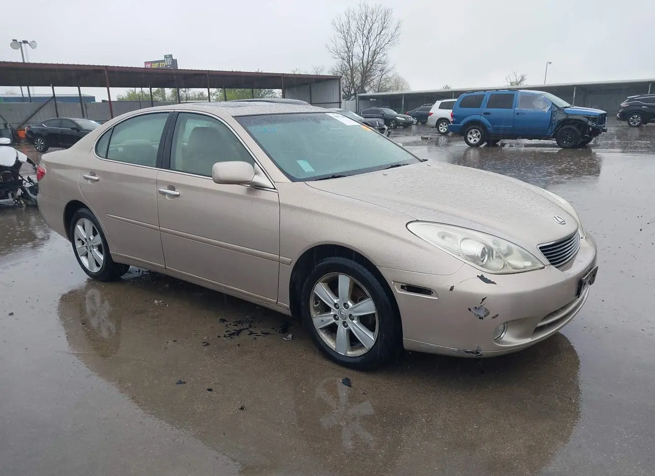 2005 LEXUS  - Image 1.