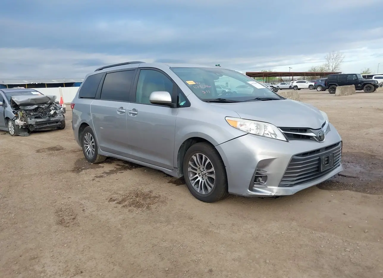 2018 TOYOTA  - Image 1.