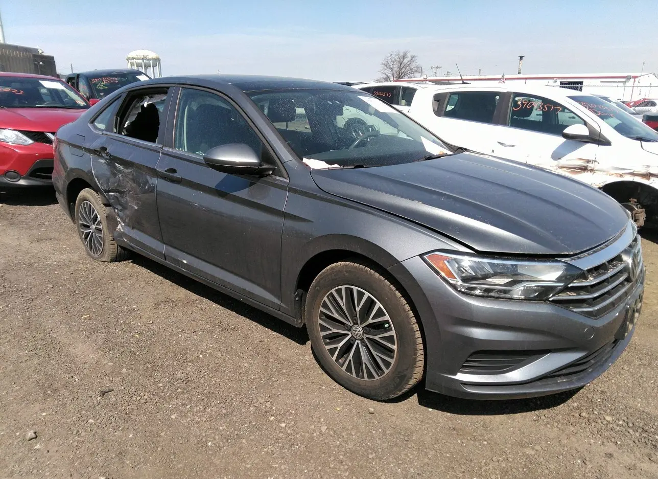 2019 VOLKSWAGEN  - Image 1.