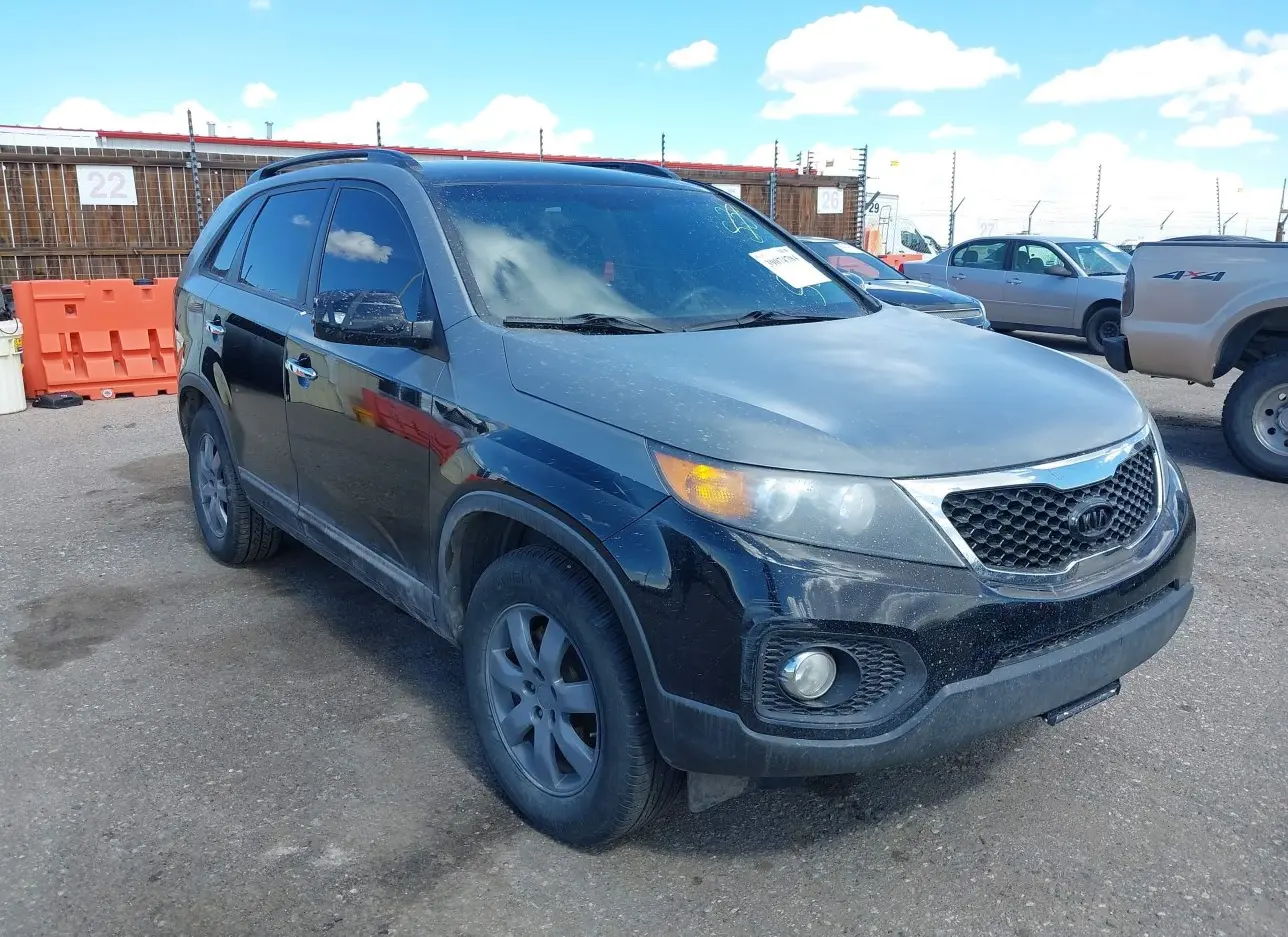 2011 KIA  - Image 1.