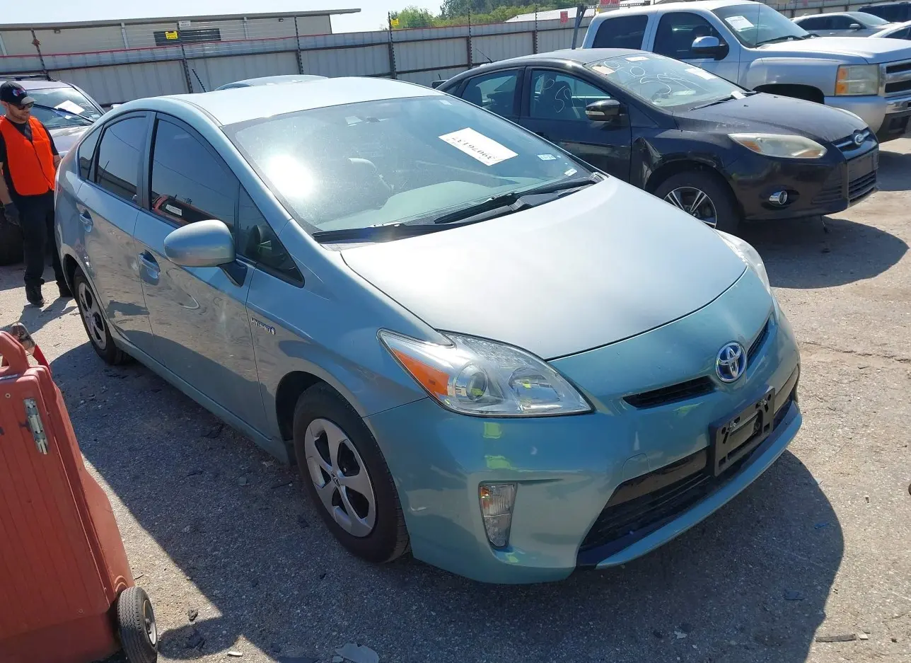 2012 TOYOTA  - Image 1.