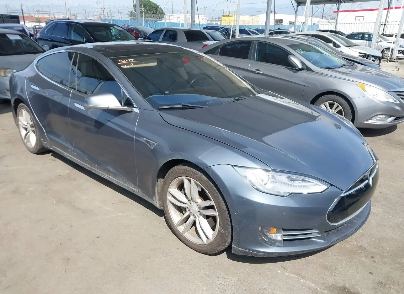 2013 TESLA  - Image 1.