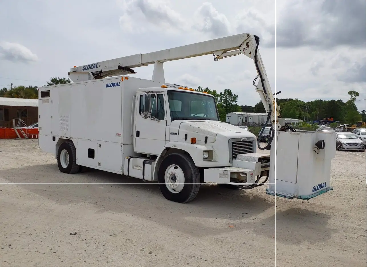 1998 FREIGHTLINER  - Image 1.