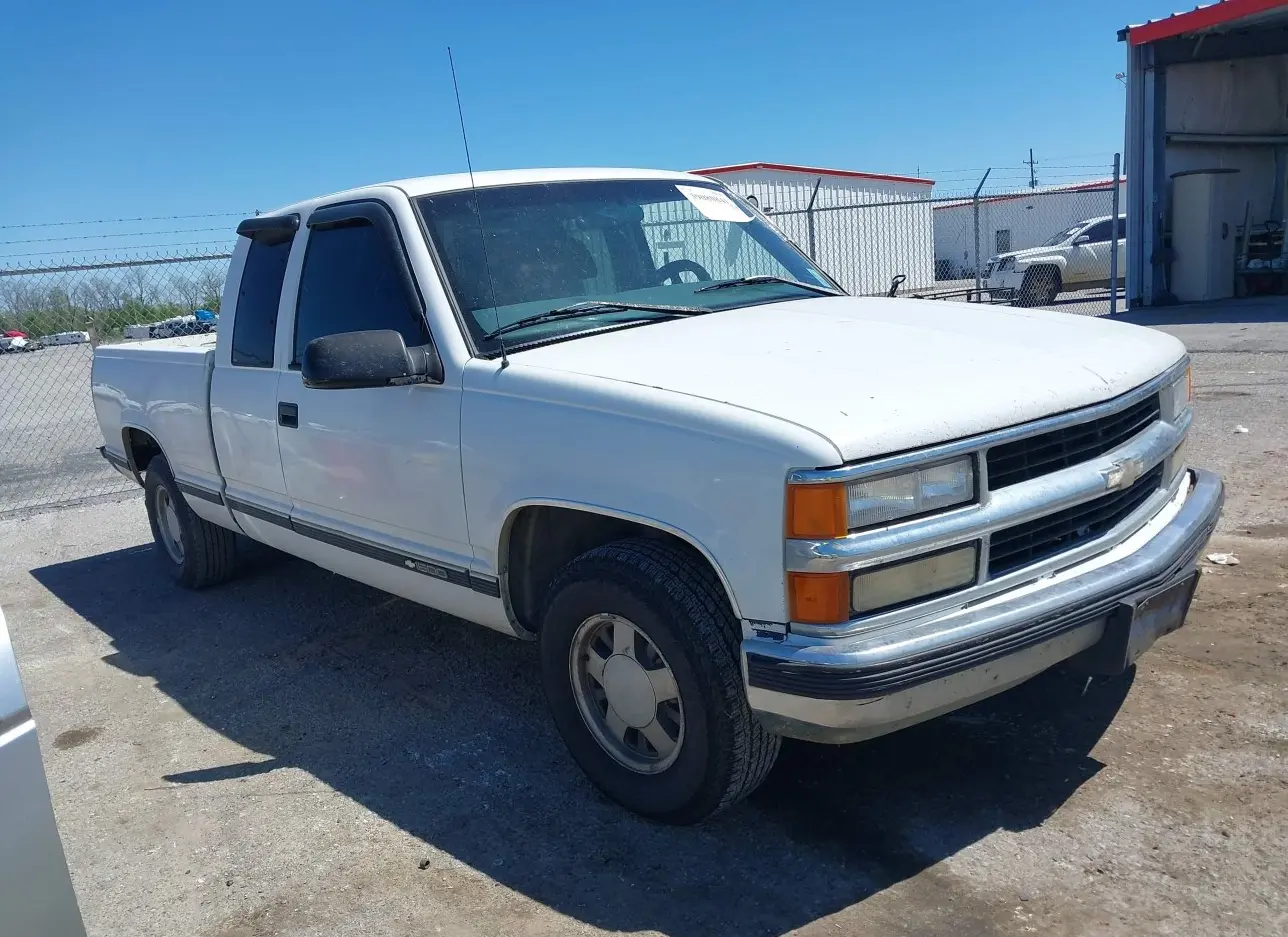 1997 CHEVROLET  - Image 1.