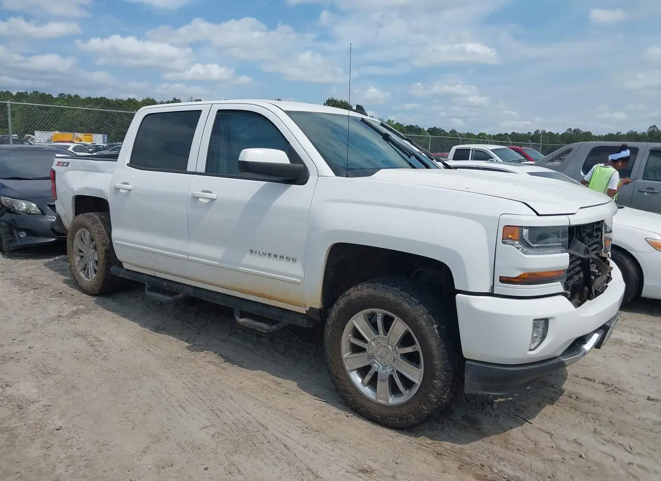 2017 CHEVROLET  - Image 1.