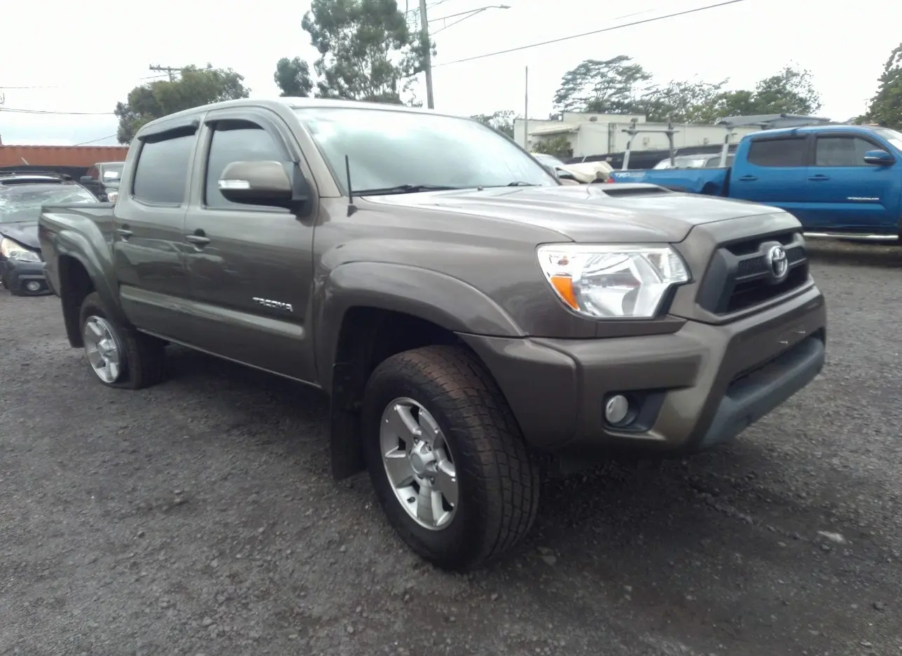 2015 TOYOTA  - Image 1.