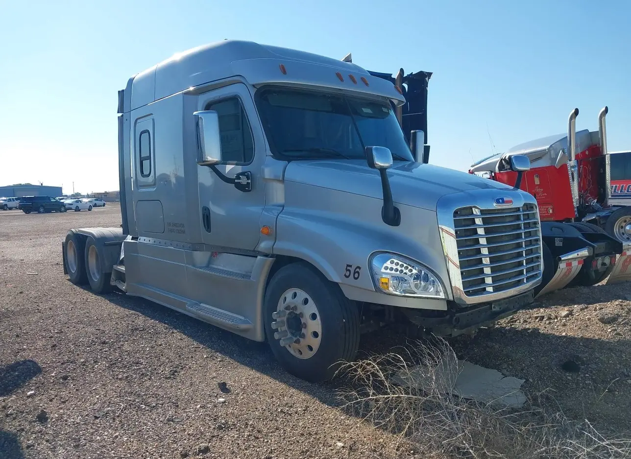 2016 FREIGHTLINER  - Image 1.