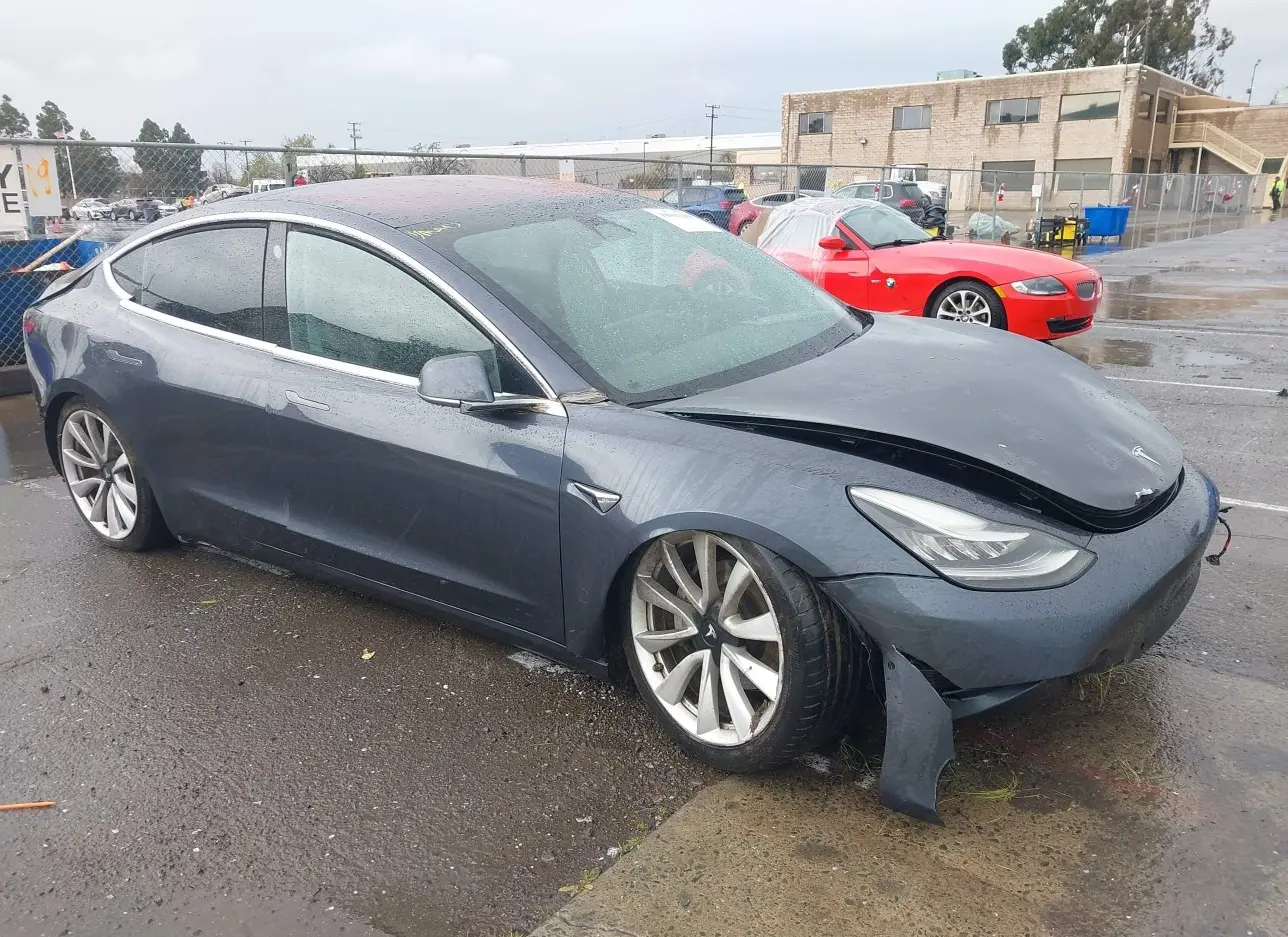 2018 TESLA  - Image 1.