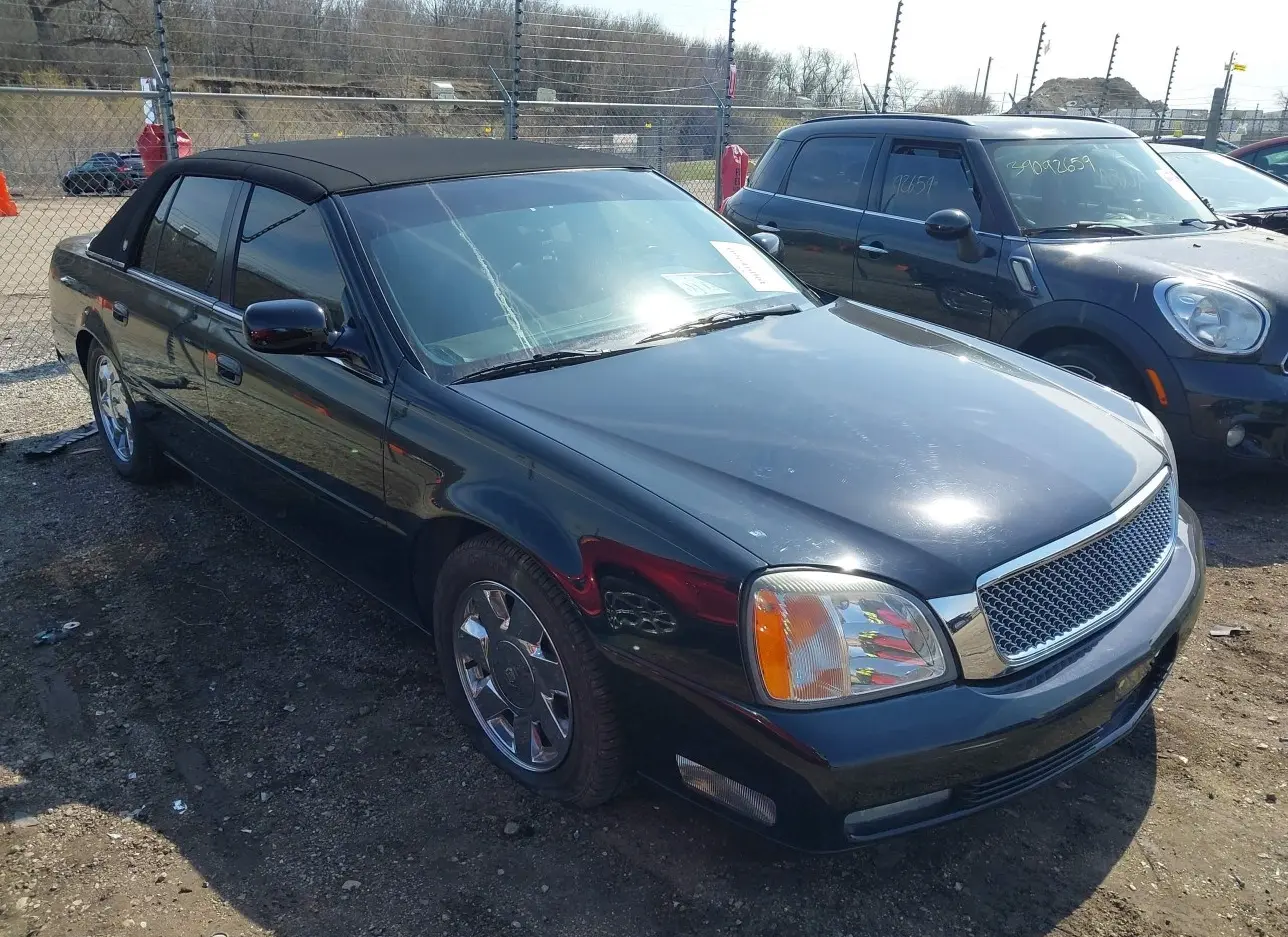 2000 CADILLAC  - Image 1.