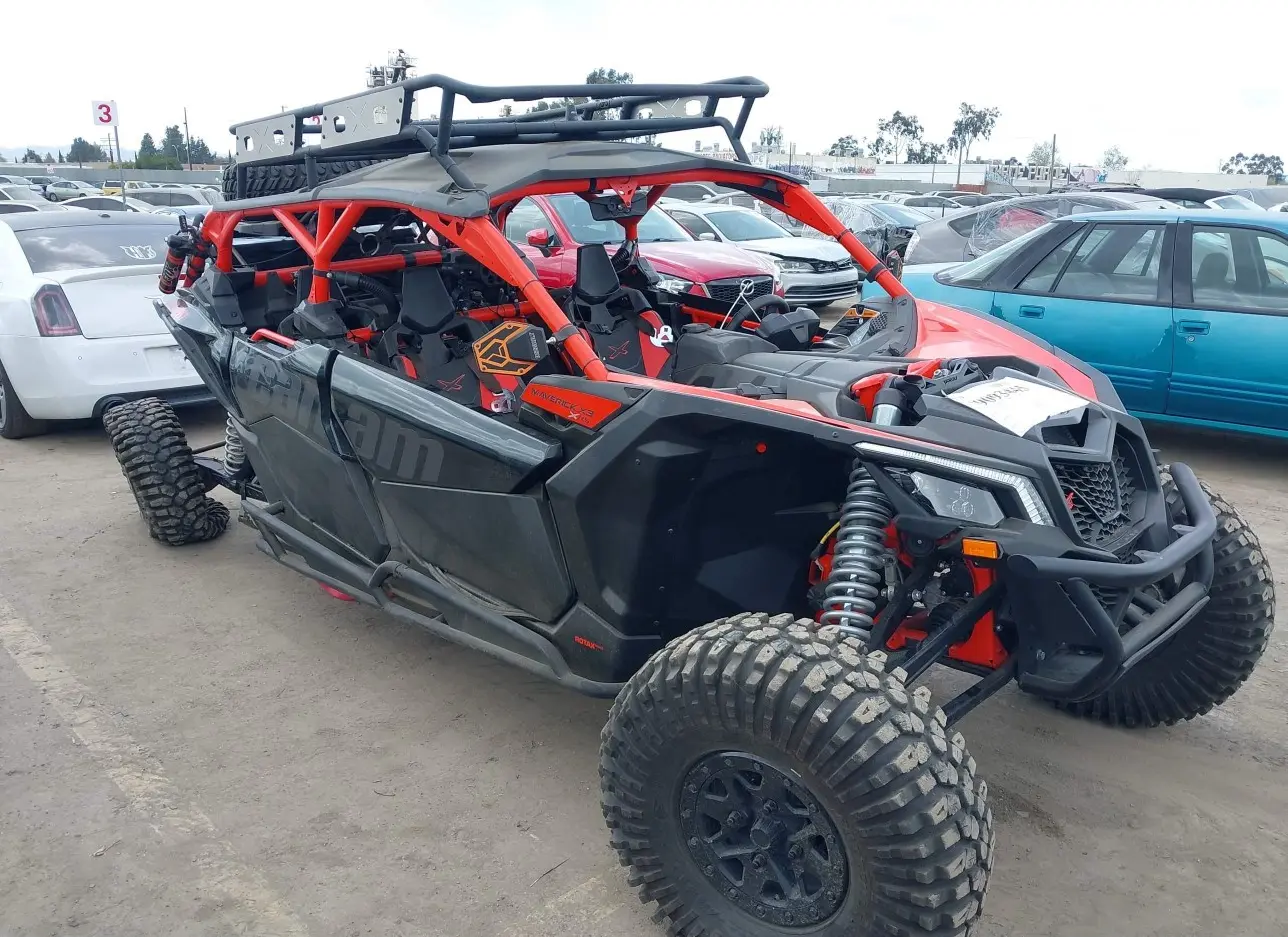 2018 CAN-AM  - Image 1.