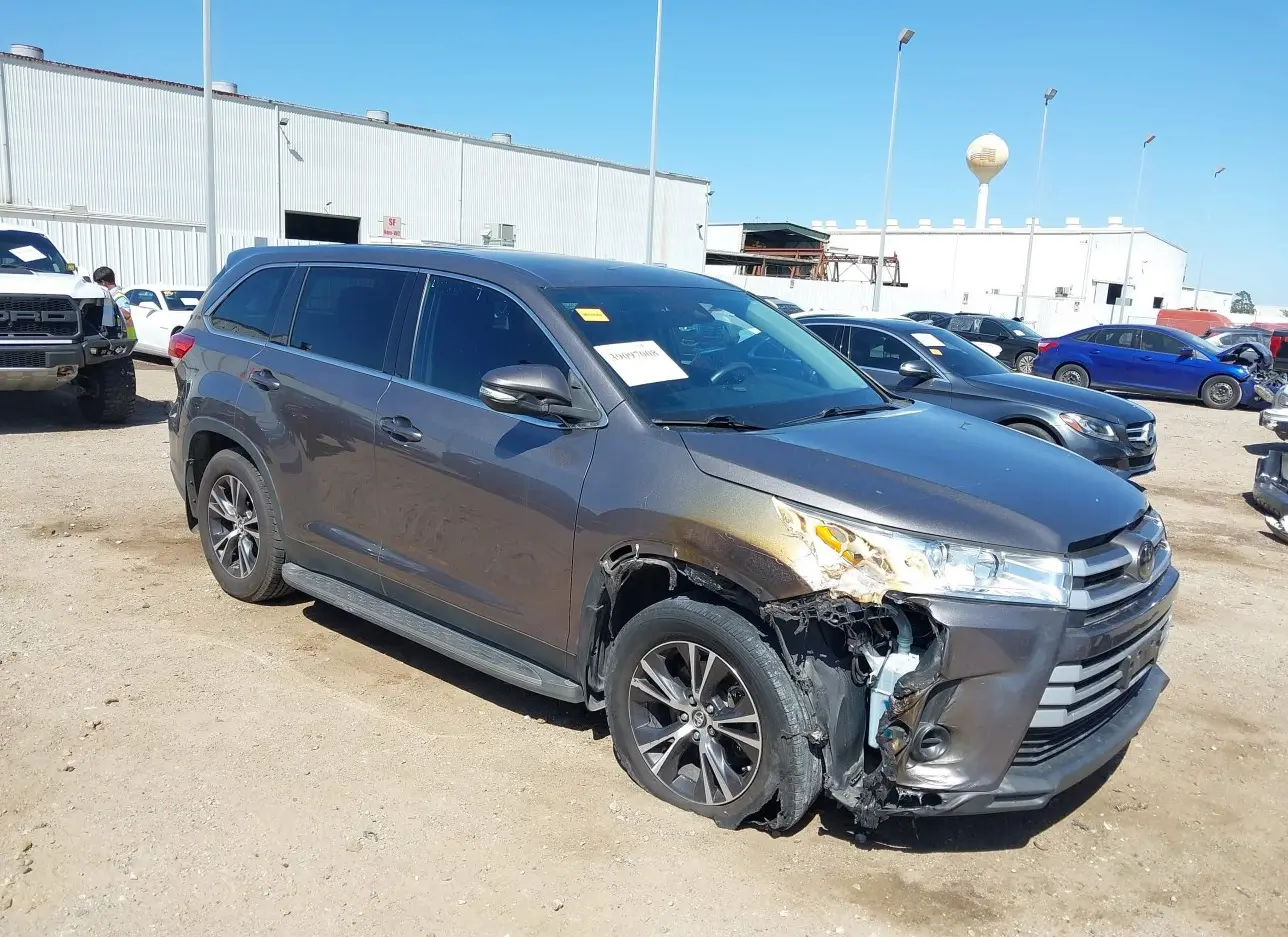 2019 TOYOTA  - Image 1.