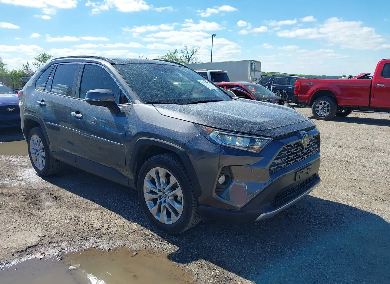 2019 TOYOTA  - Image 1.