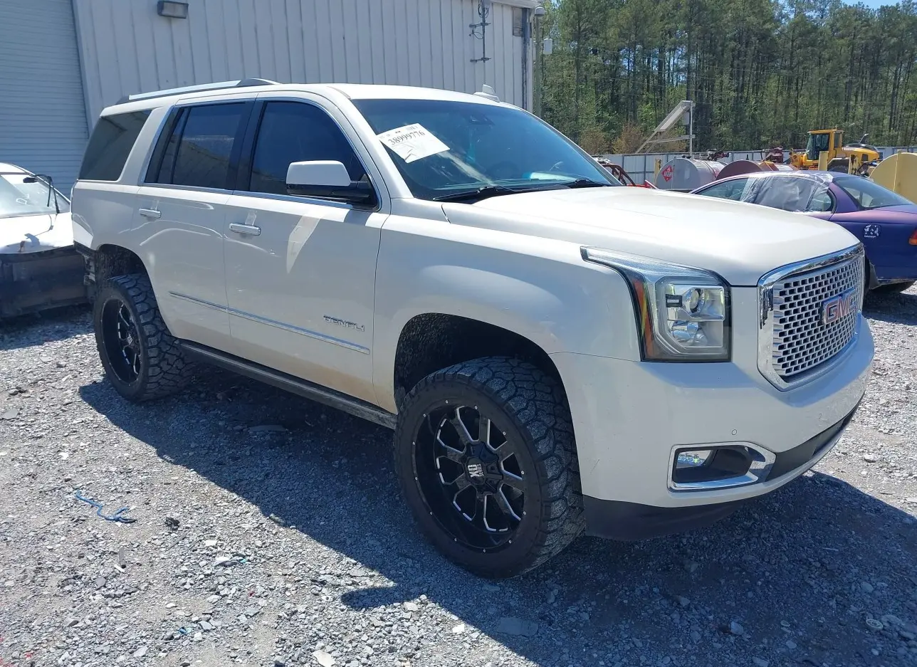 2015 GMC  - Image 1.