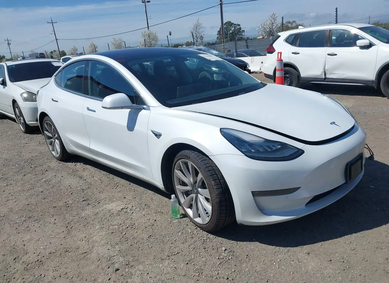 2018 TESLA  - Image 1.