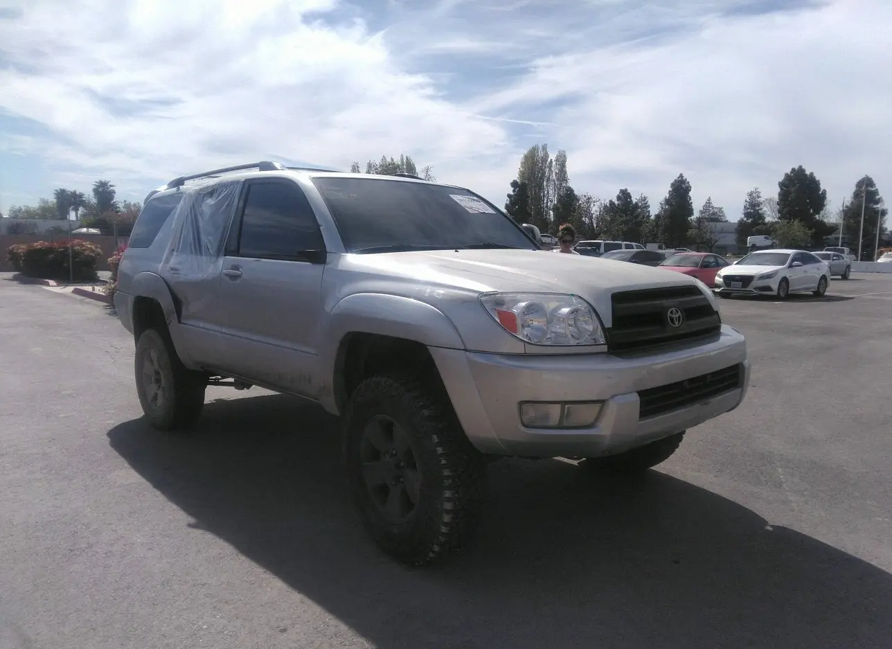 2005 TOYOTA  - Image 1.