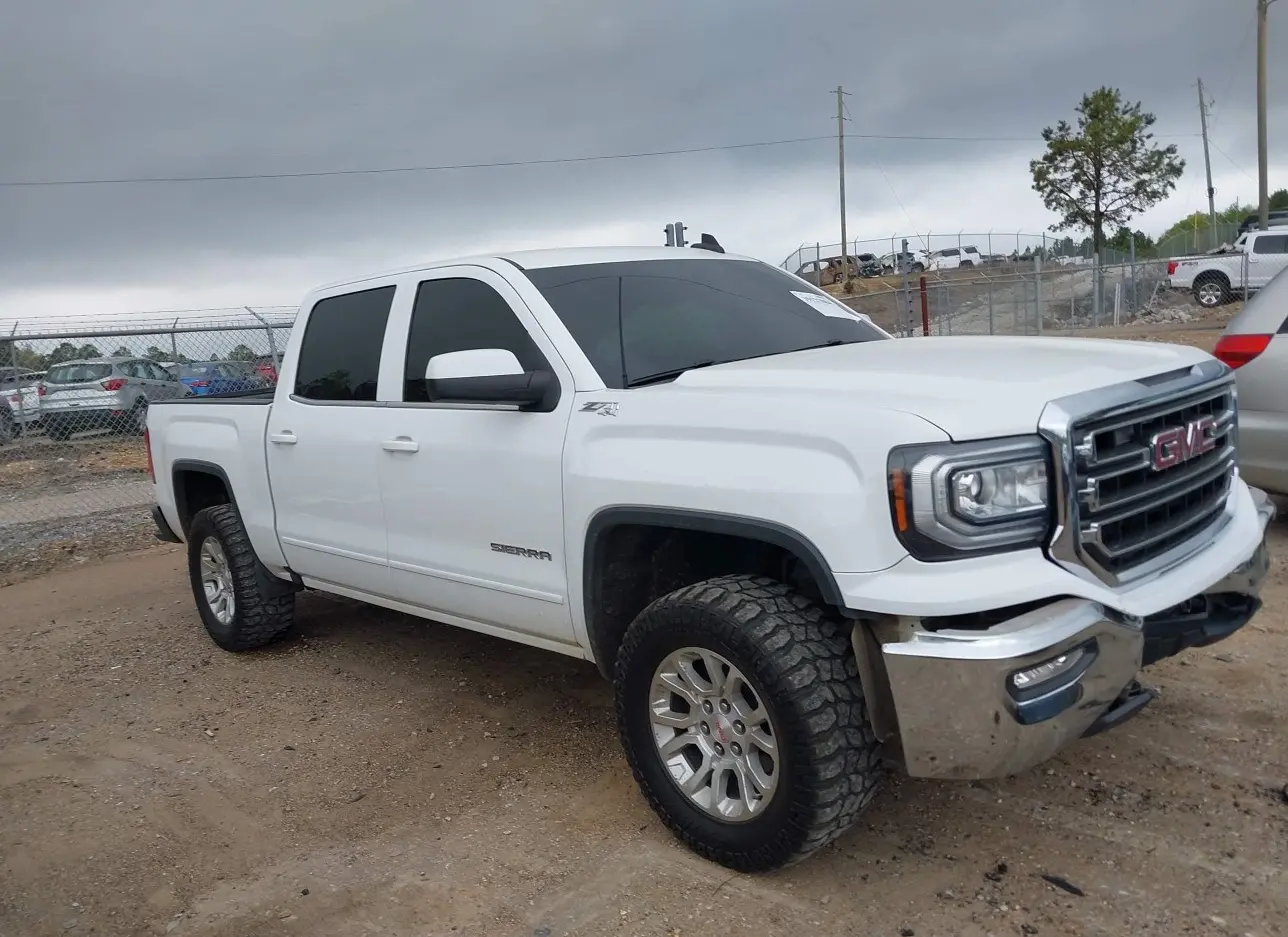 2017 GMC  - Image 1.