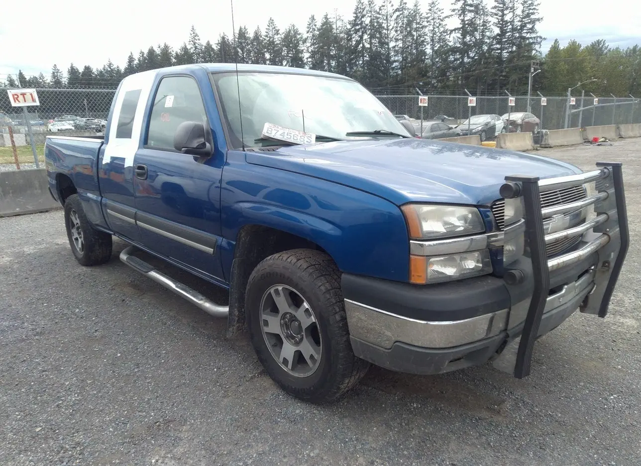 2004 CHEVROLET  - Image 1.