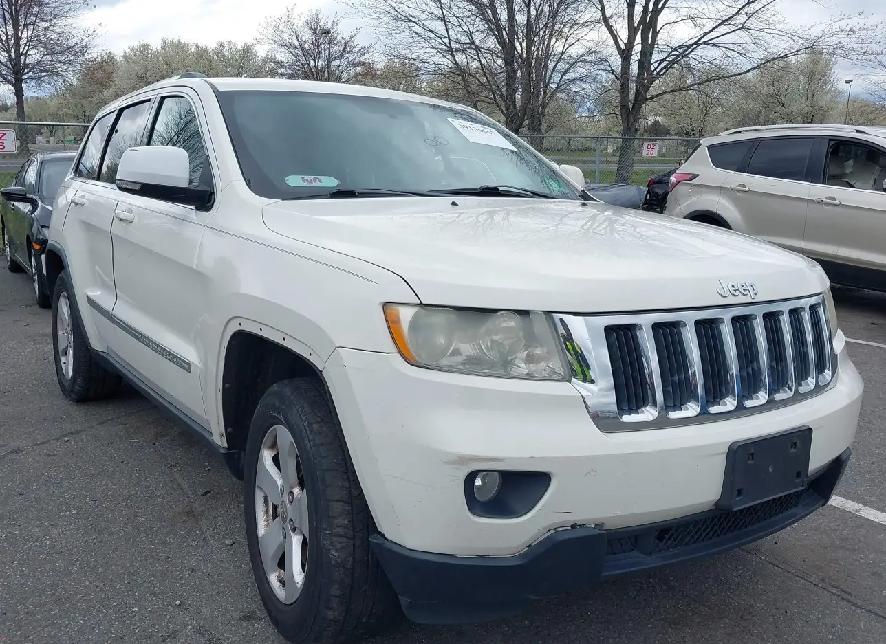 2011 JEEP  - Image 1.