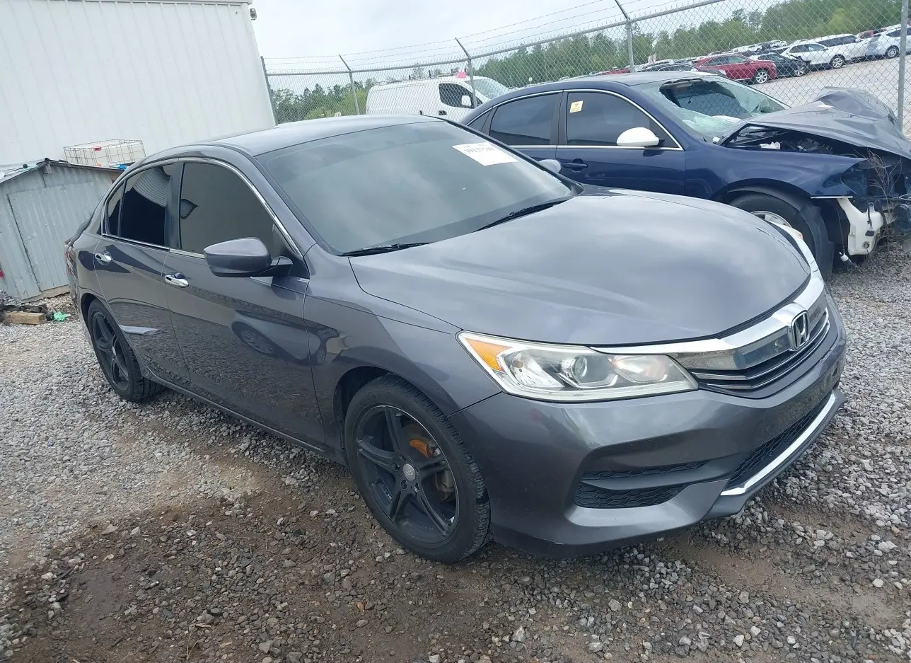 2017 HONDA  - Image 1.