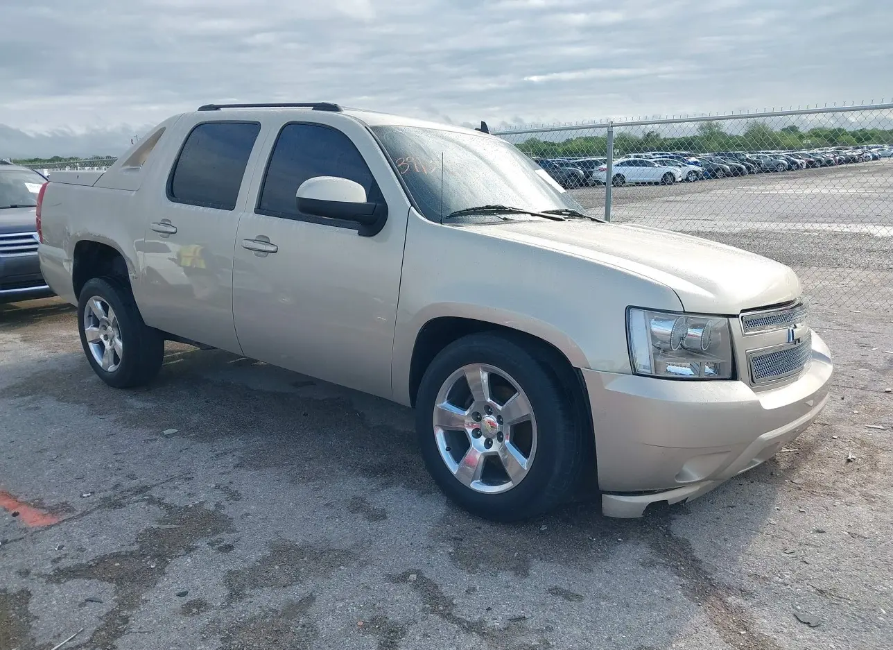 2008 CHEVROLET  - Image 1.