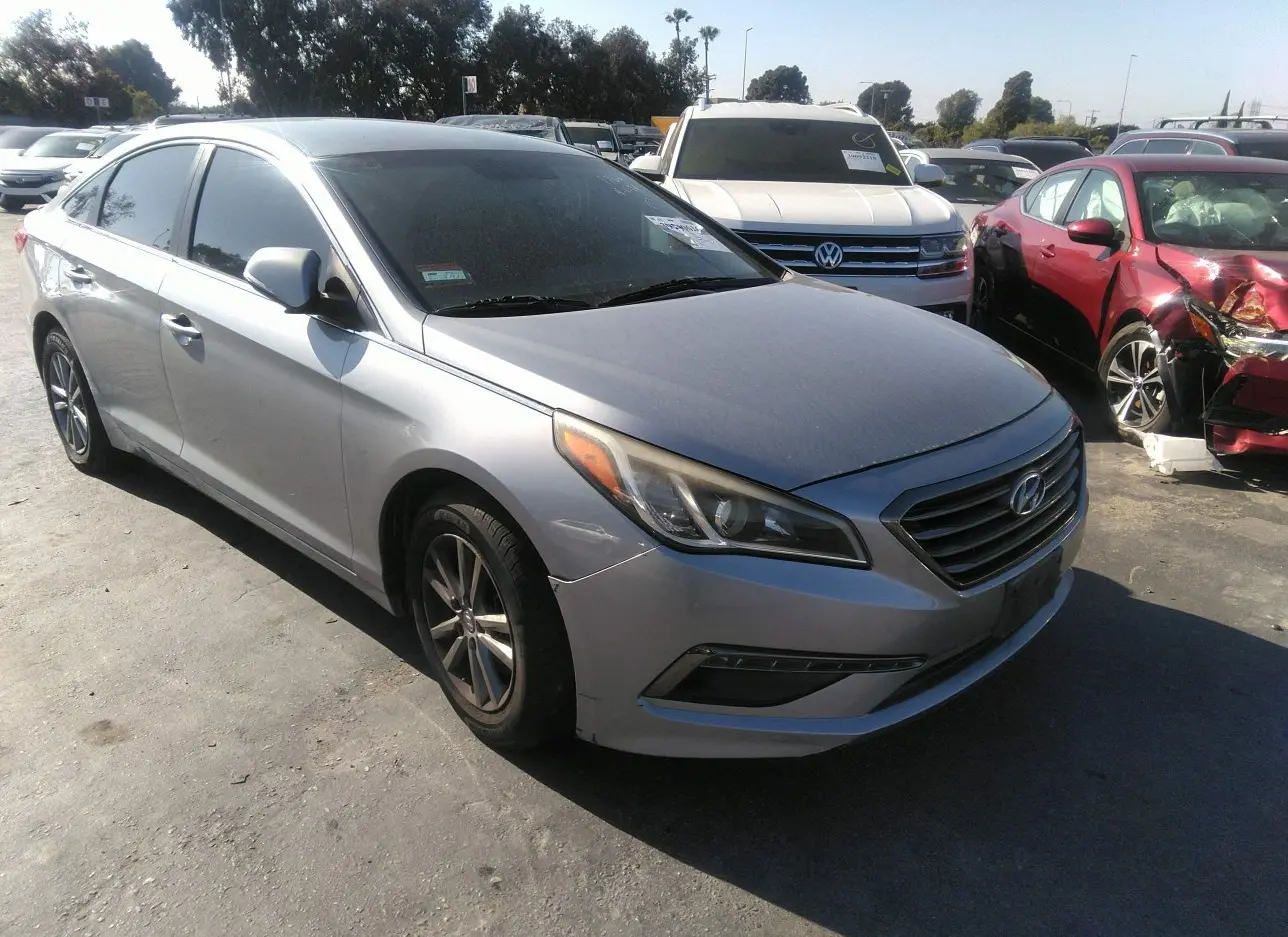 2015 HYUNDAI  - Image 1.