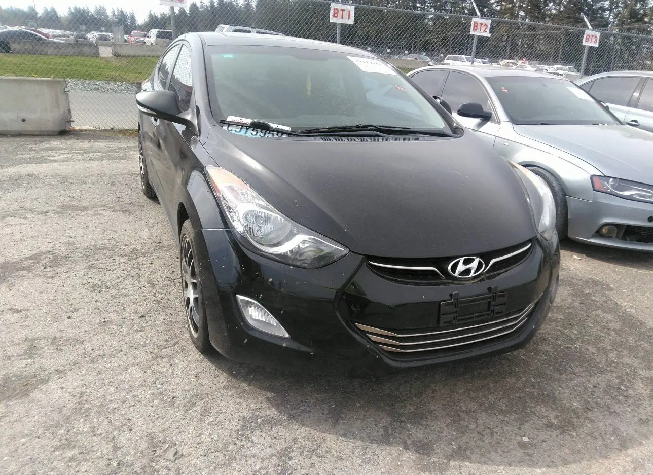 2012 HYUNDAI  - Image 1.