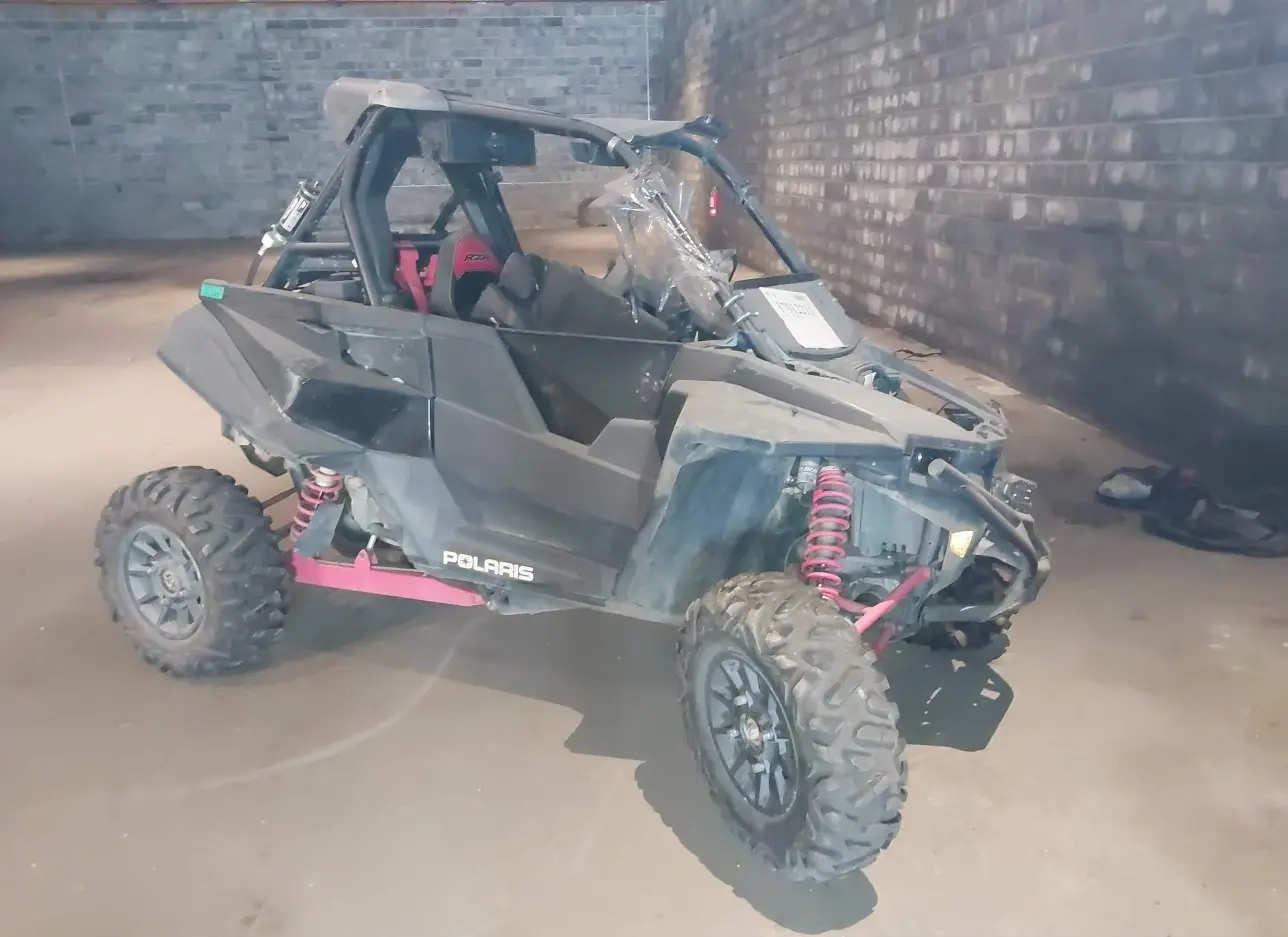 2019 POLARIS  - Image 1.