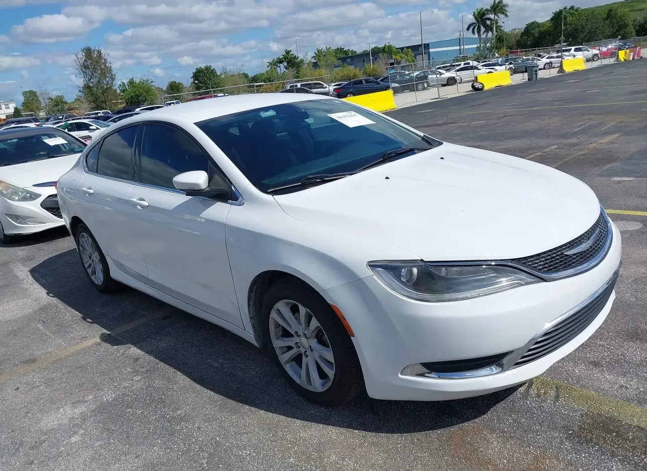 2015 CHRYSLER  - Image 1.