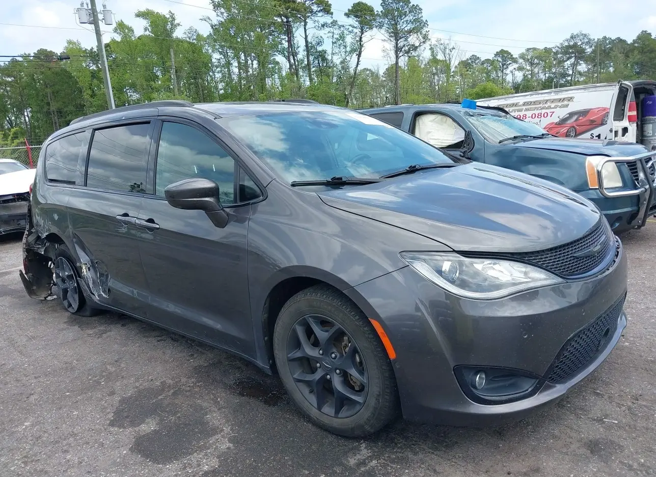 2019 CHRYSLER  - Image 1.