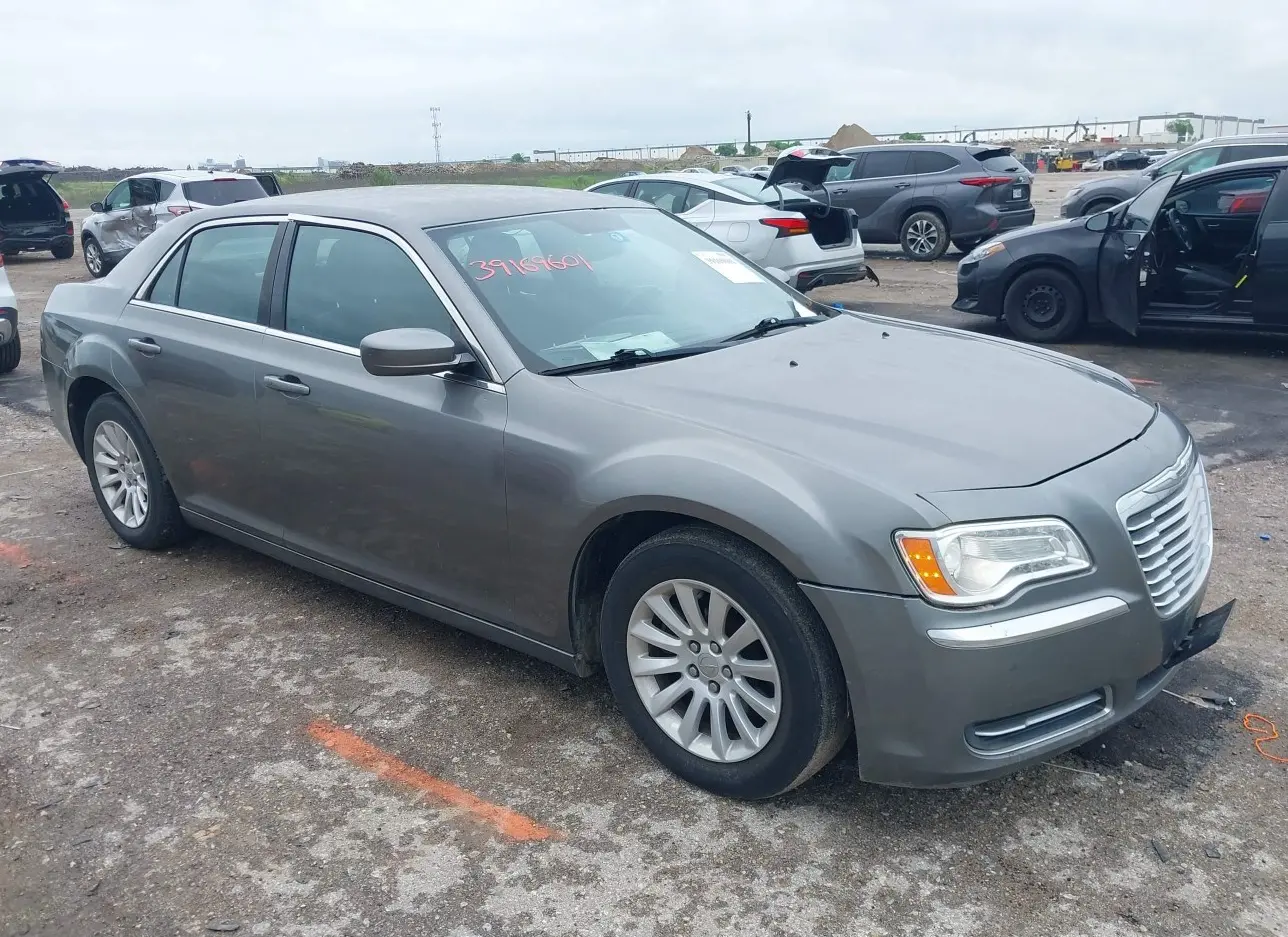 2012 CHRYSLER  - Image 1.