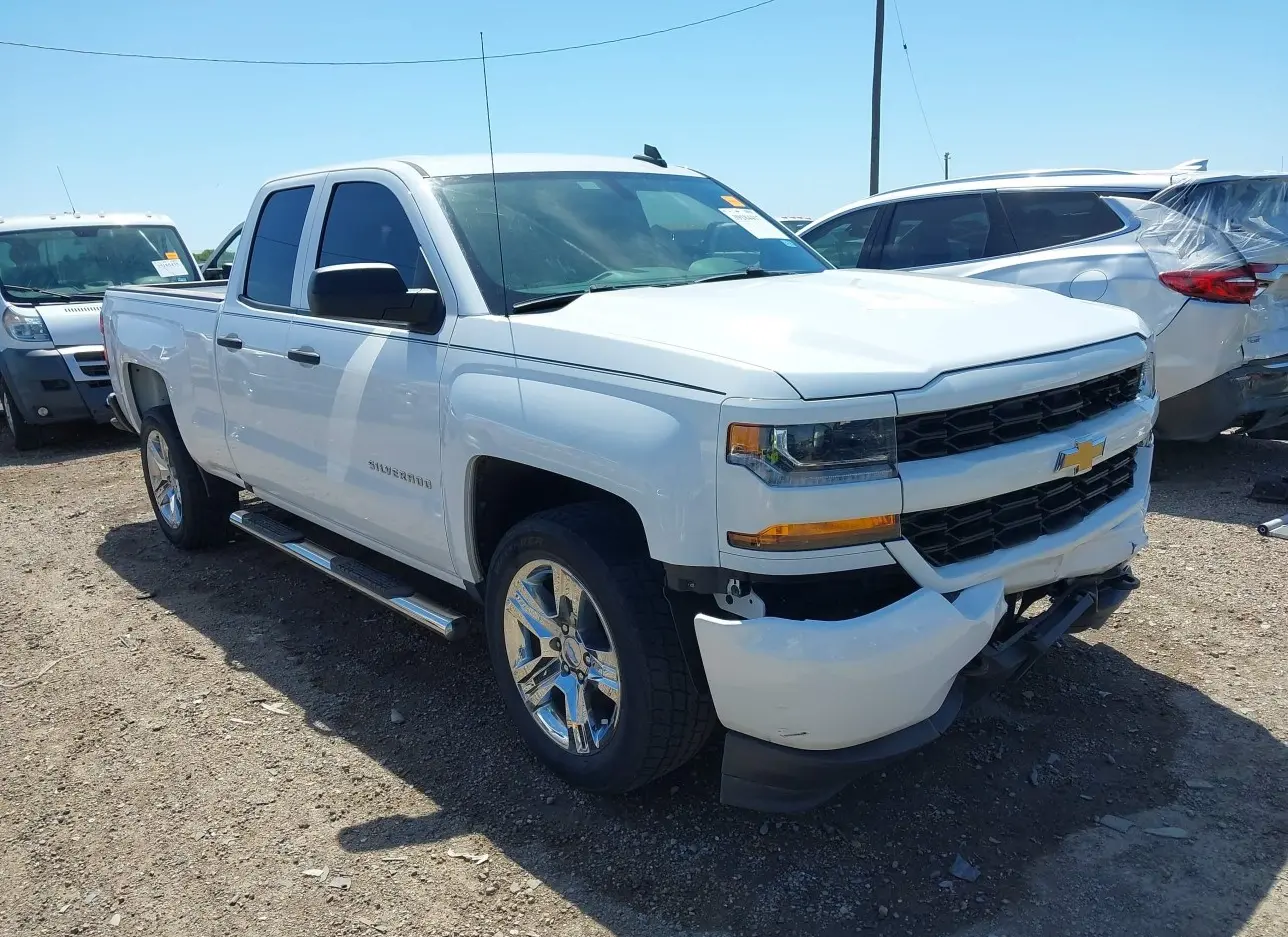 2018 CHEVROLET  - Image 1.