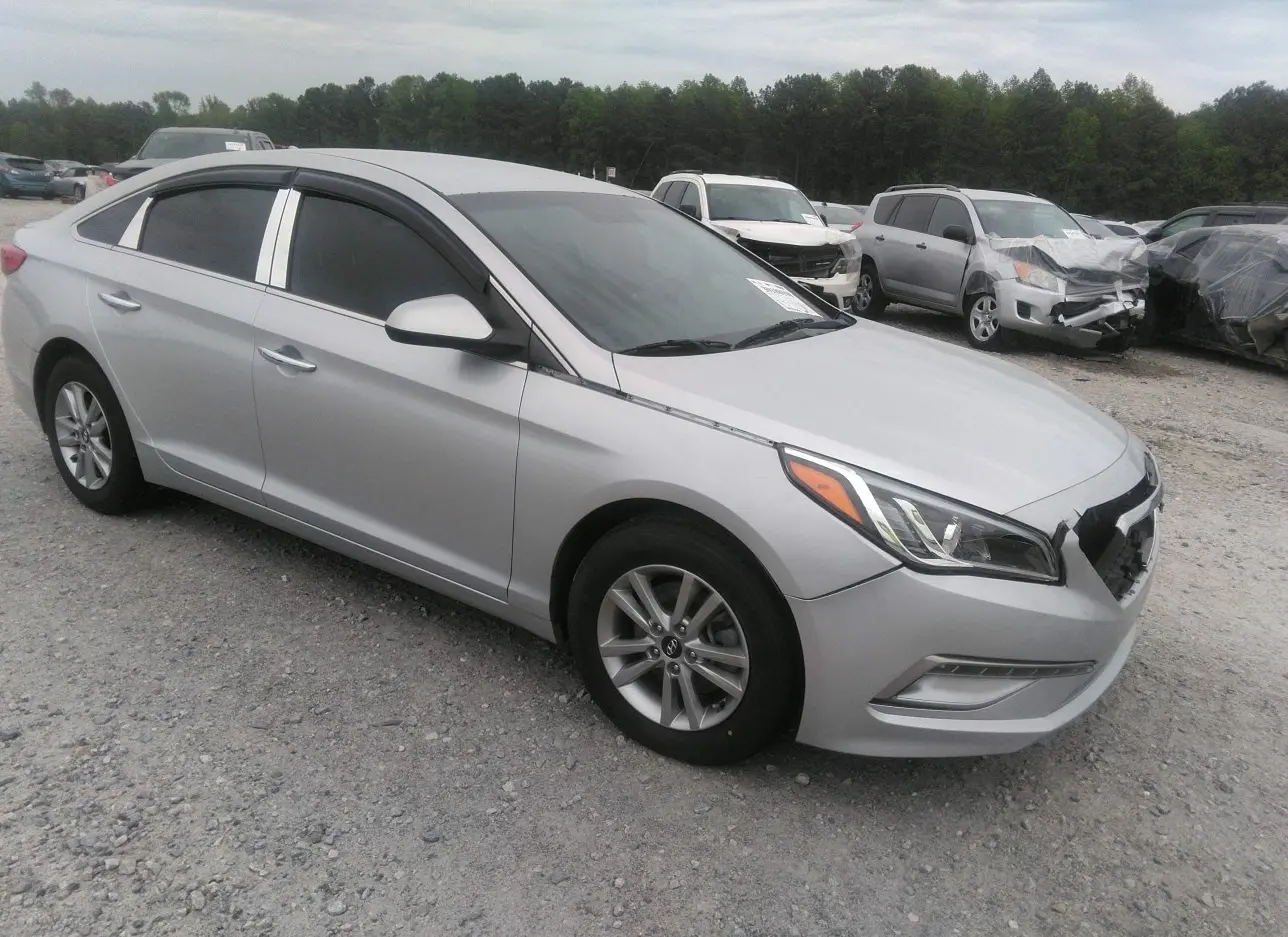 2015 HYUNDAI  - Image 1.