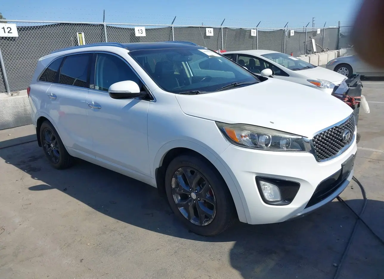 2016 KIA  - Image 1.