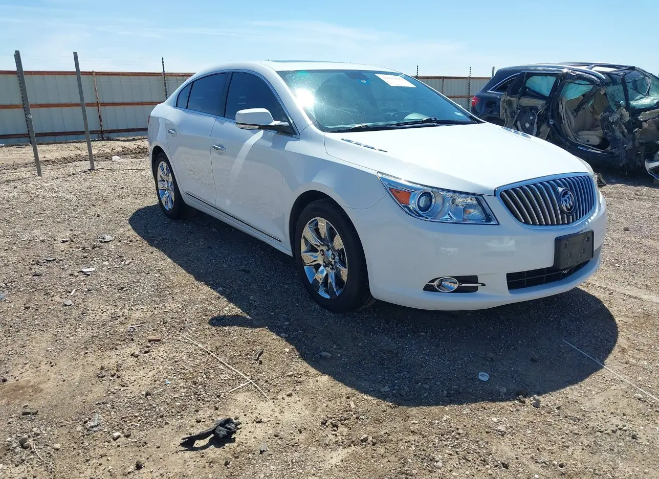 2013 BUICK  - Image 1.