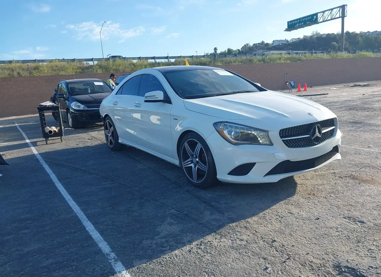 2016 MERCEDES-BENZ  - Image 1.