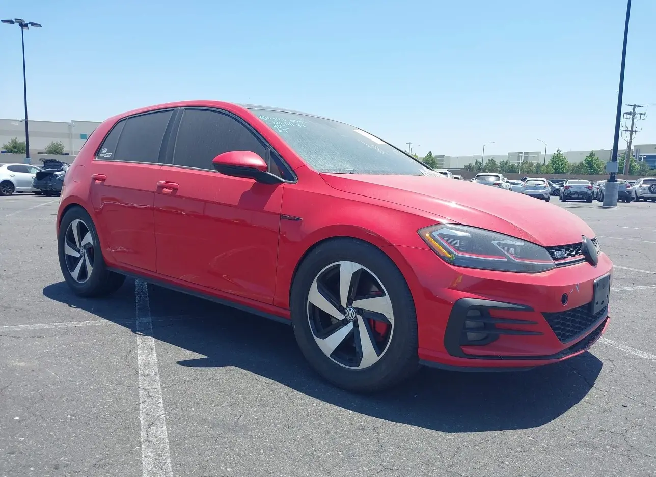 2018 VOLKSWAGEN  - Image 1.