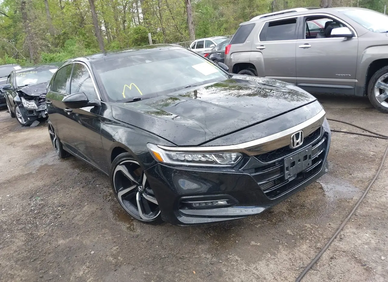 2018 HONDA  - Image 1.