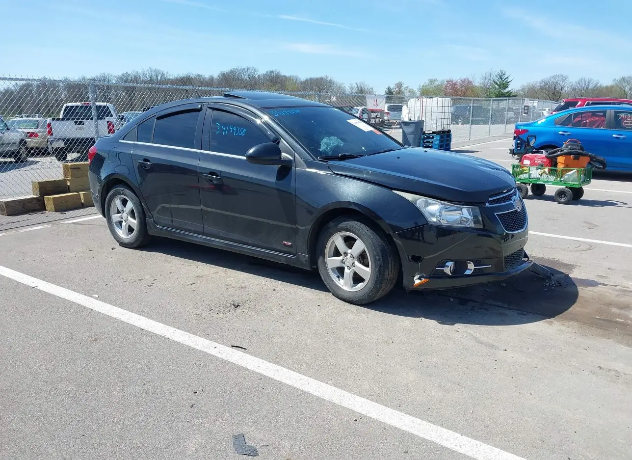 2012 CHEVROLET  - Image 1.