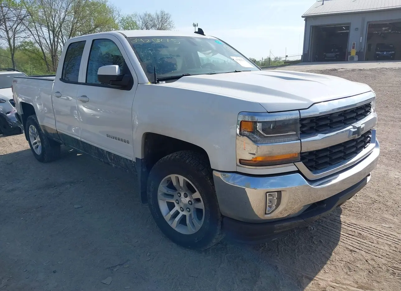 2016 CHEVROLET  - Image 1.