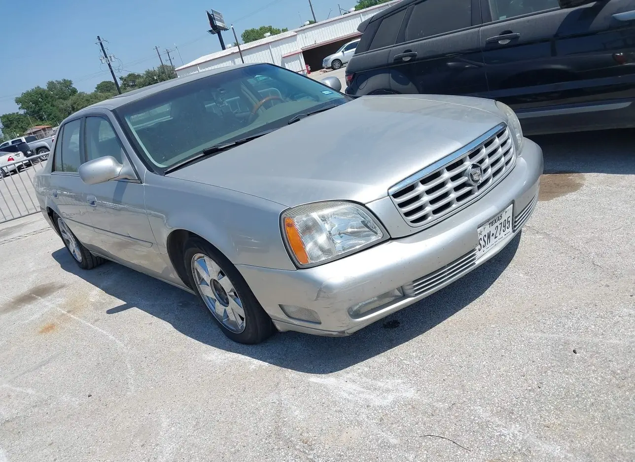 2005 CADILLAC  - Image 1.