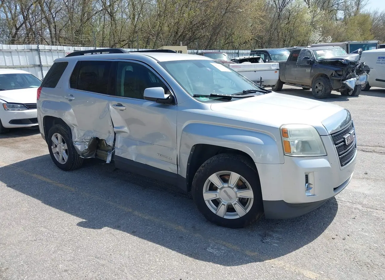 2011 GMC  - Image 1.