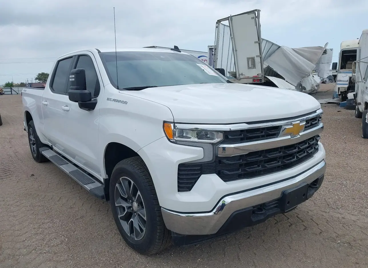 2023 CHEVROLET  - Image 1.