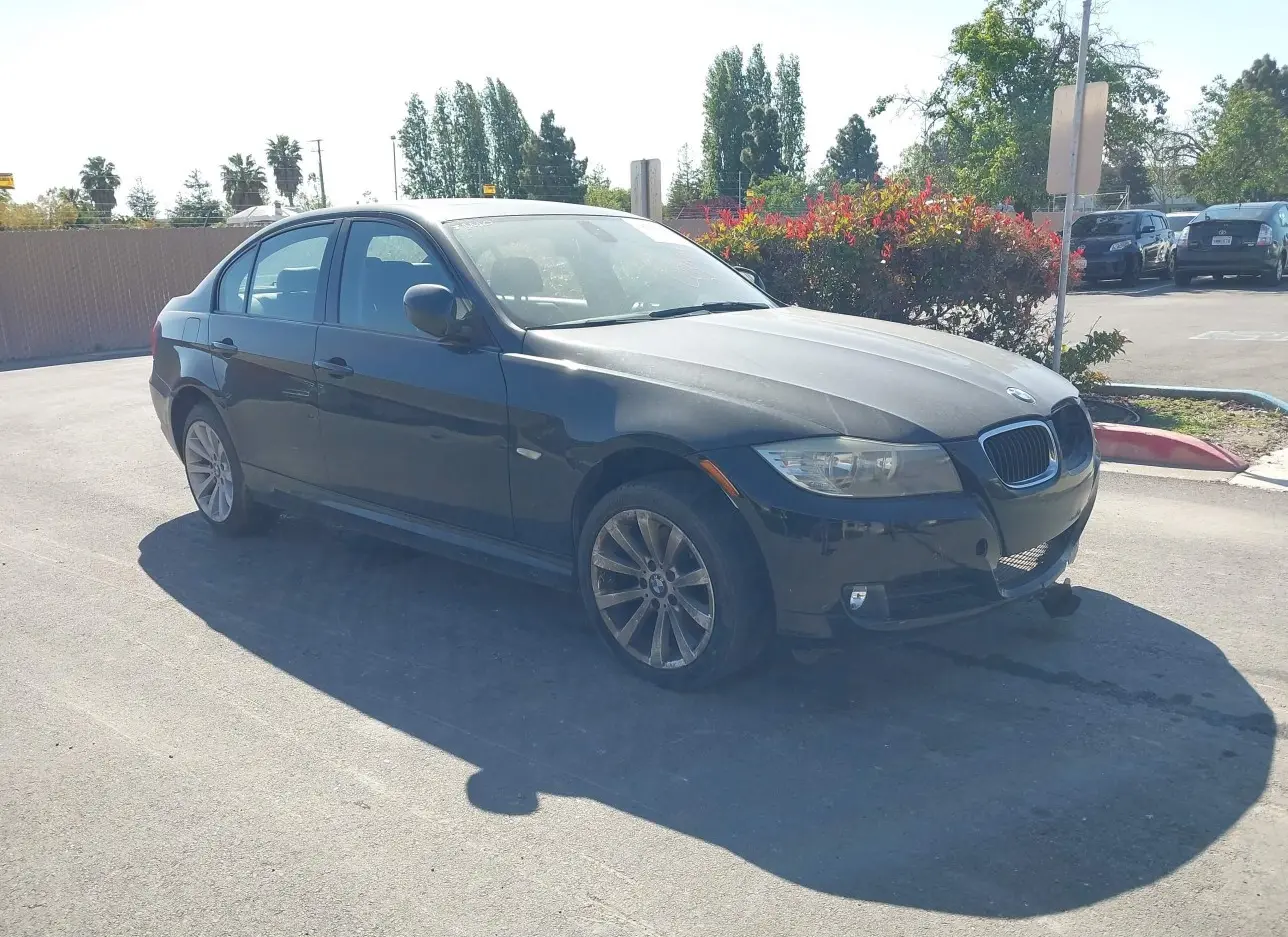 2011 BMW  - Image 1.