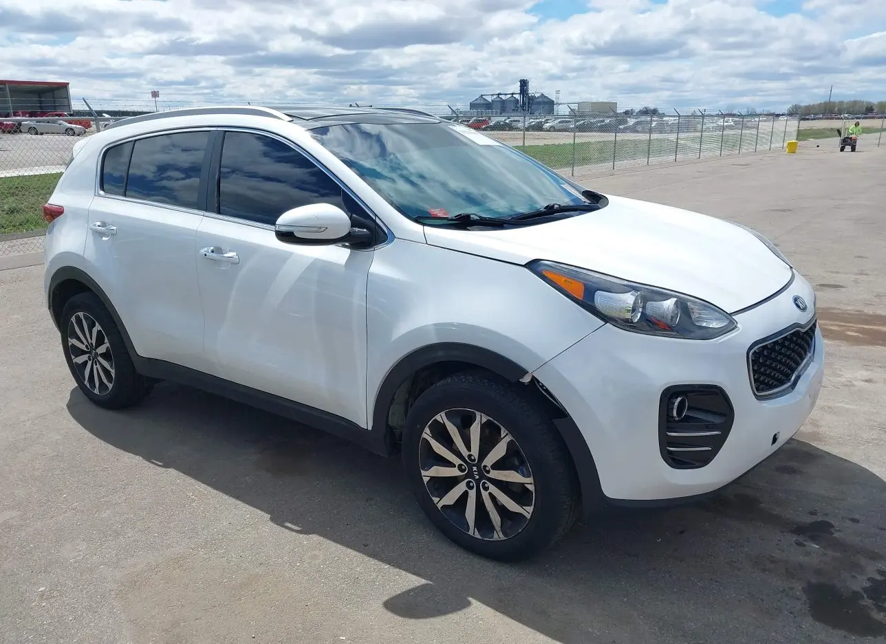 2017 KIA  - Image 1.