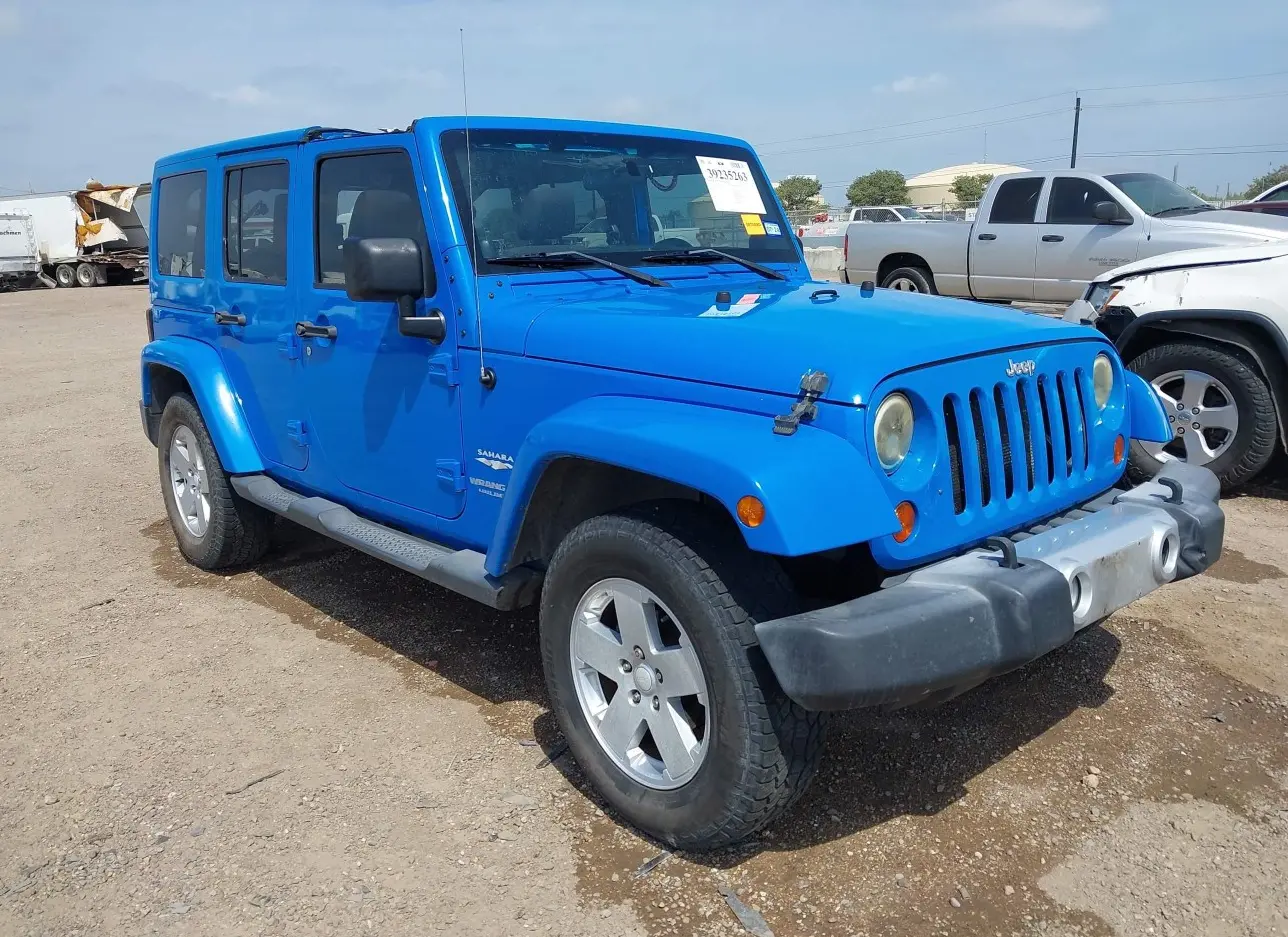 2011 JEEP  - Image 1.