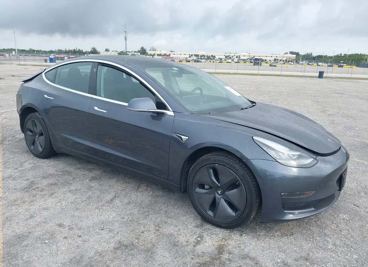 2019 TESLA  - Image 1.