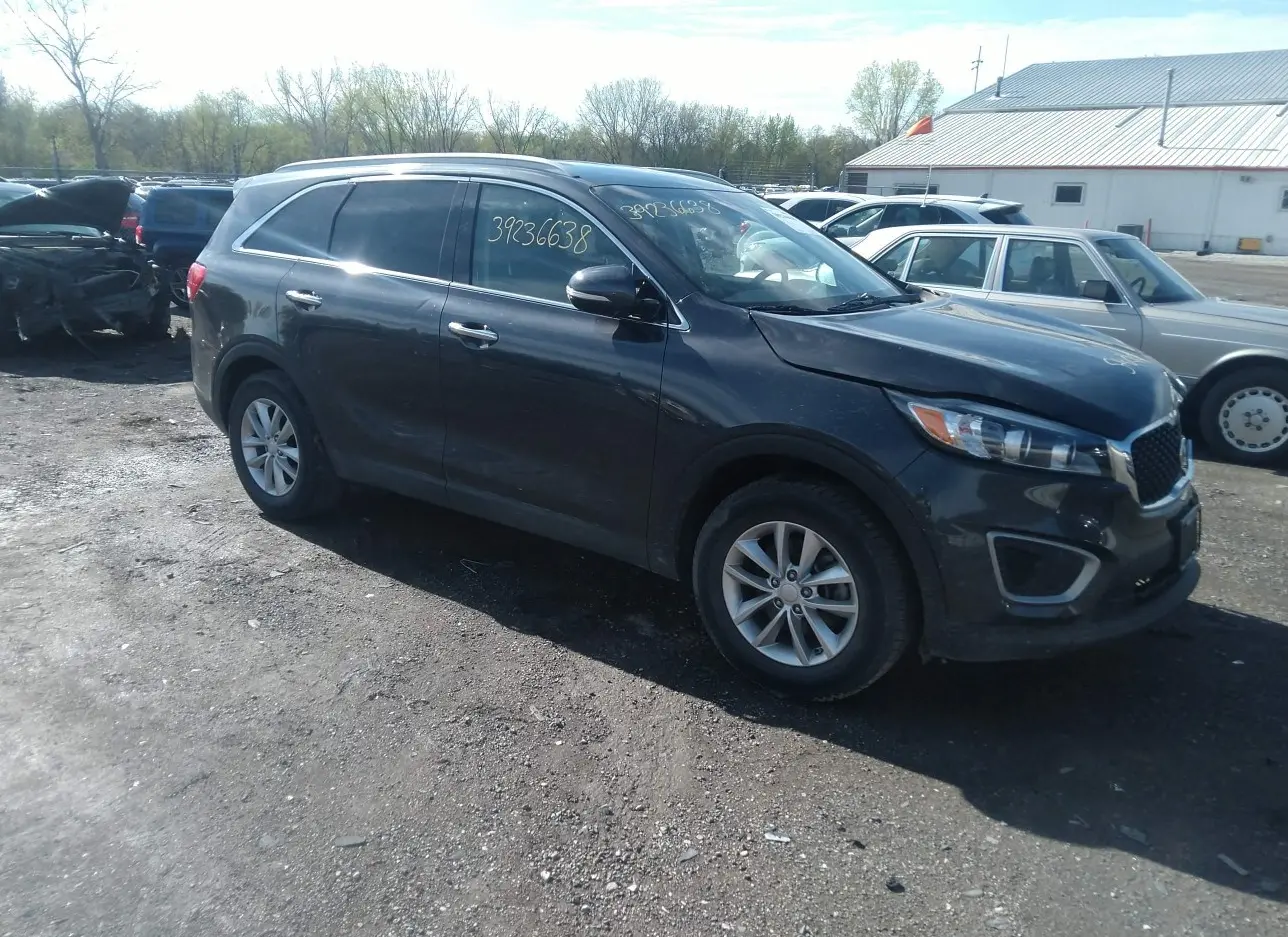 2016 KIA  - Image 1.