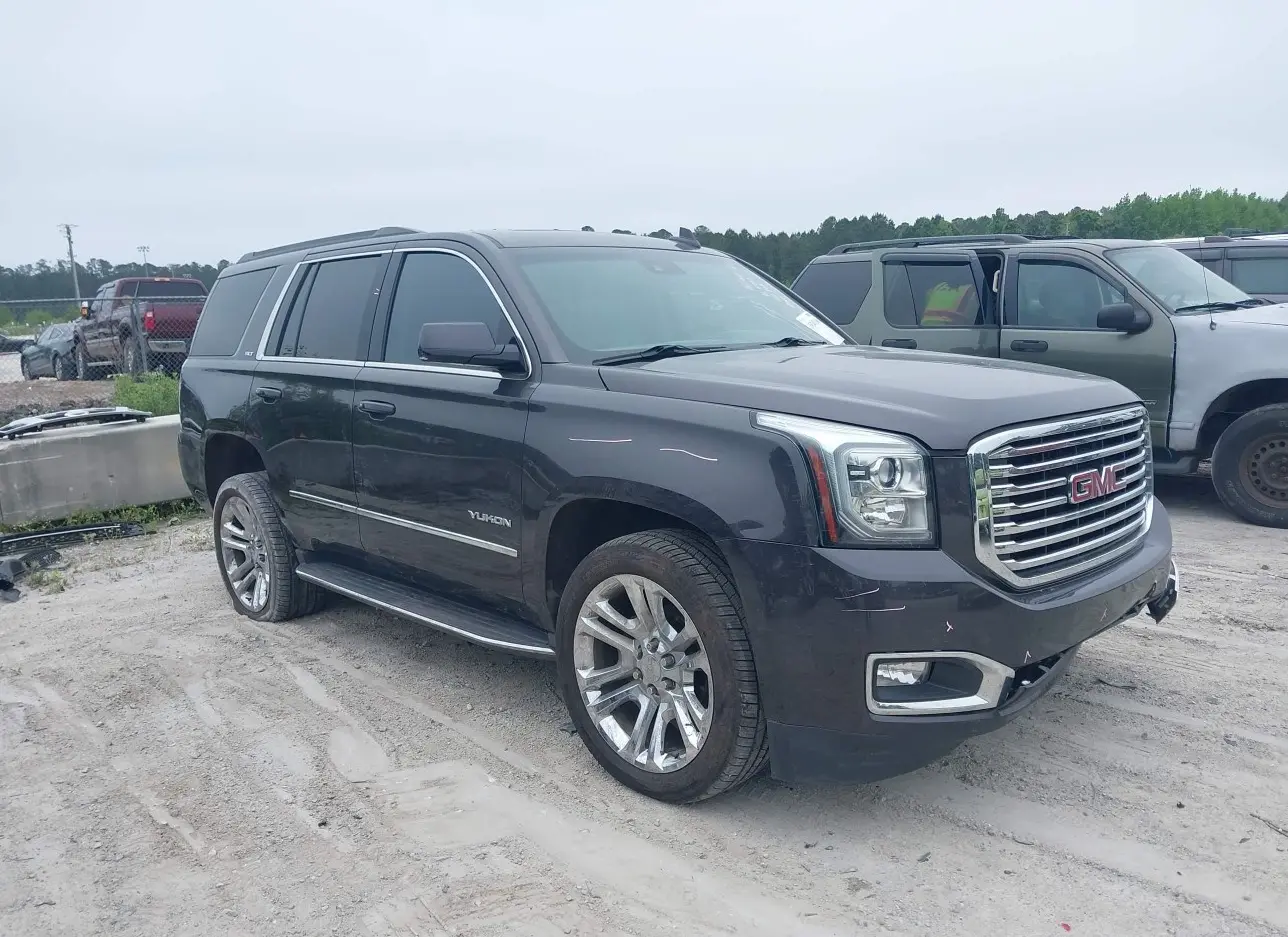 2017 GMC  - Image 1.