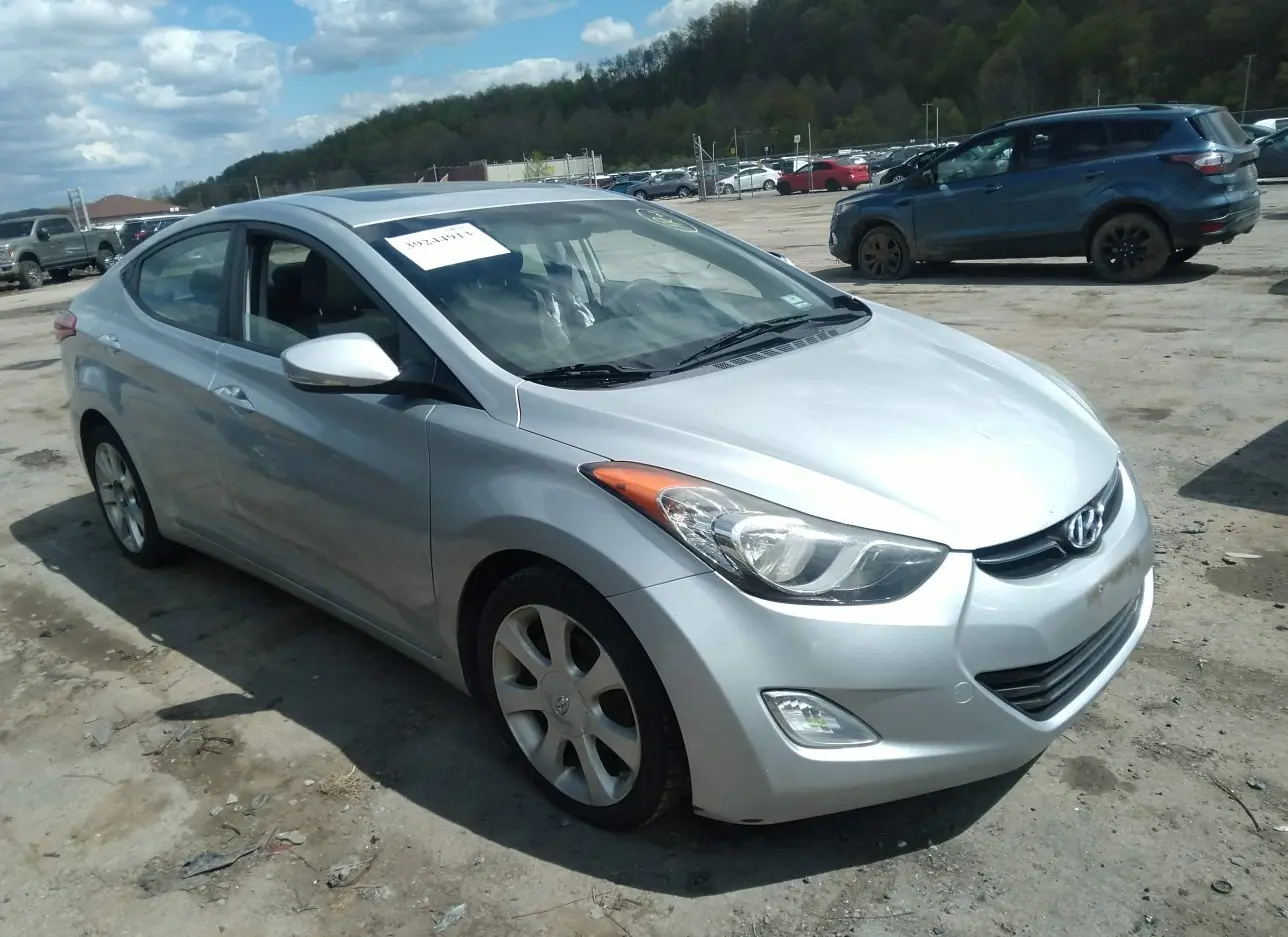 2012 HYUNDAI  - Image 1.