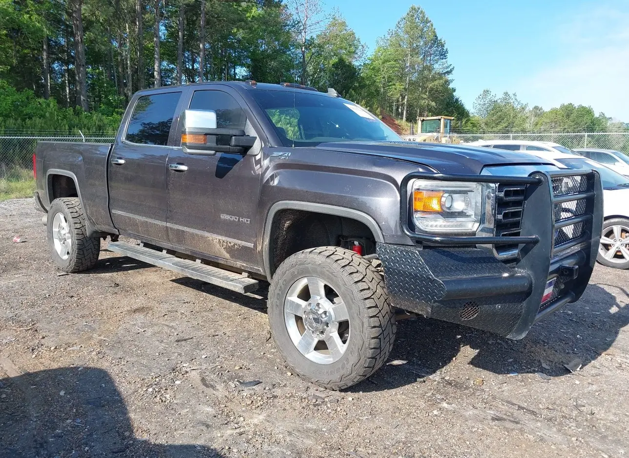 2016 GMC  - Image 1.